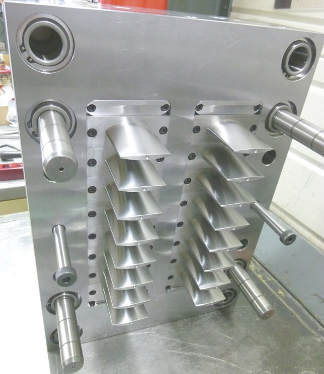 moule 16 empreintes de capuchon injection plastique